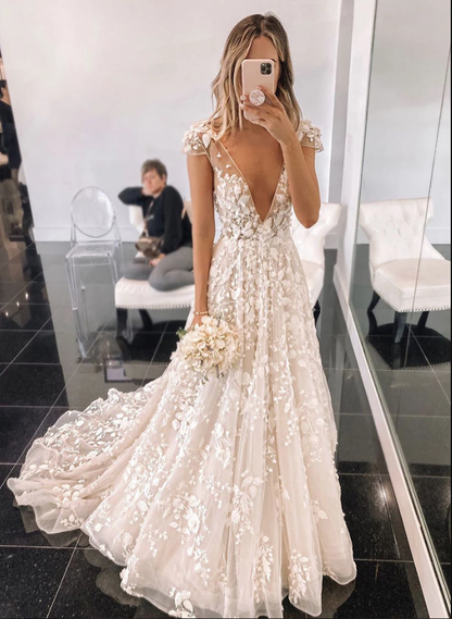 Stylish V-Neck Tulle Applique Long Prom Dress - A-Line Evening Gown